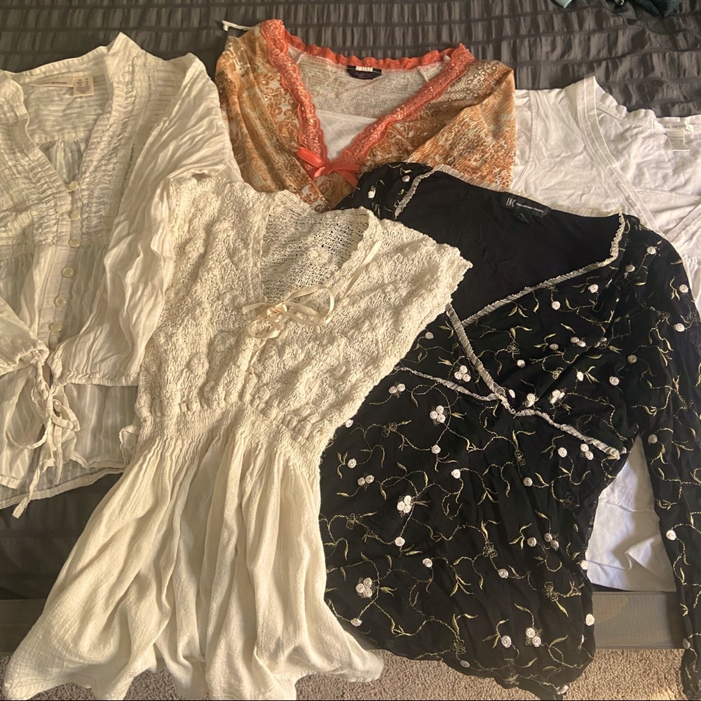 bundle of 5 fairy grunge/ blouses / tops